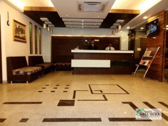 โรงแรมศรี วาทิกา โบปาล ภายนอก รูปภาพ
